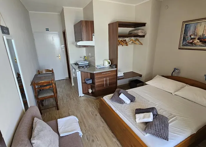 Apartman 1 *